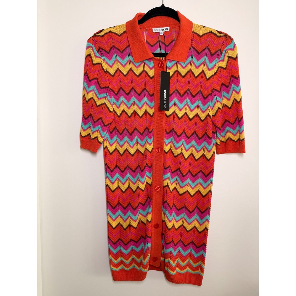 Fashion Nova Vacation Time Shirt Women M Multicolor NWT Chevron Knit Button Down
